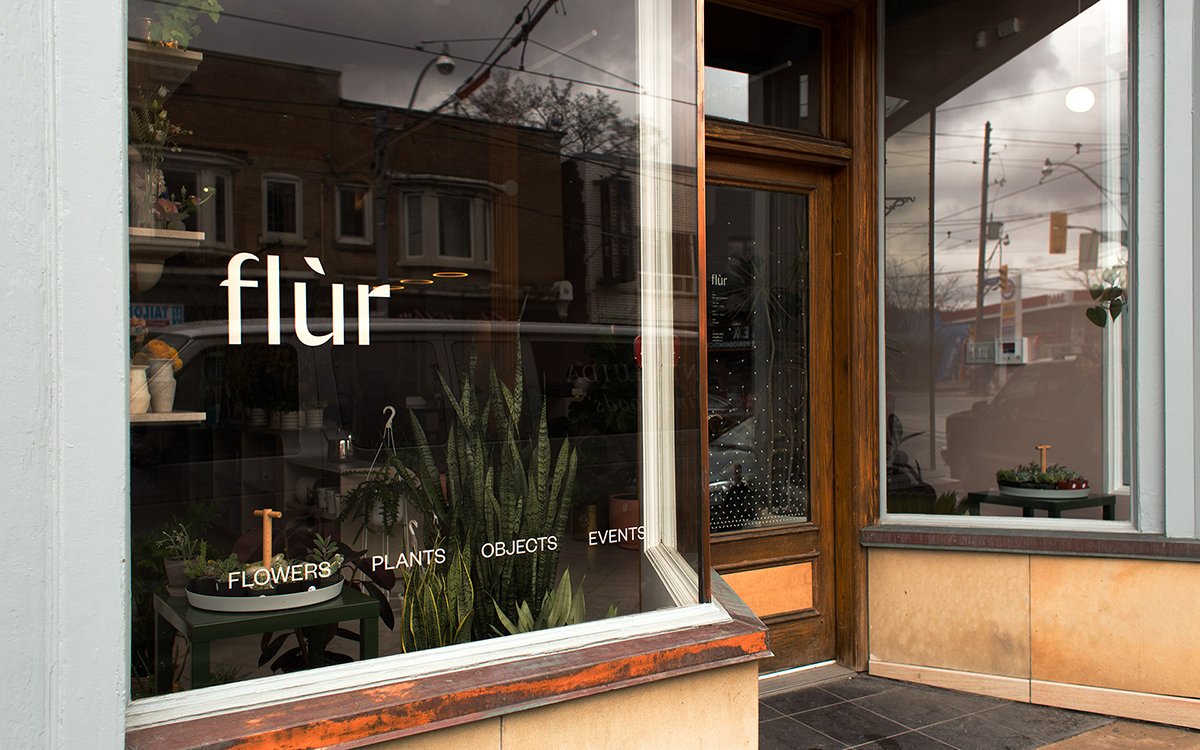 Flùr精品花店品牌vi設計案例欣賞 Flùr精品花店品牌vi設計案例欣賞,vi設計,深圳vi設計,花店vi設計,名片設計,標志設計,左右格局