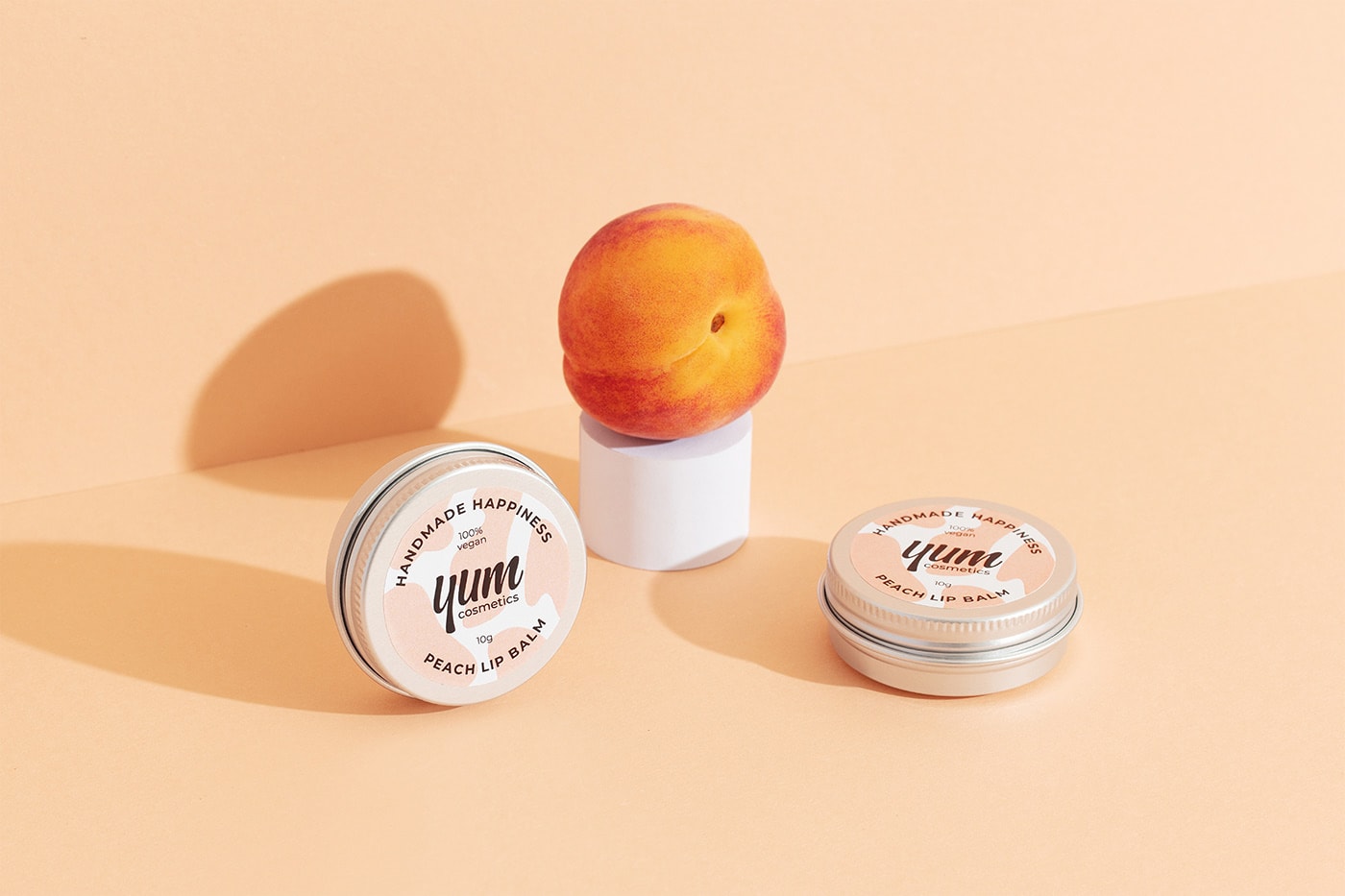 Yum高級手工零售化妝品精品店品牌VI設計，化妝品VI設計，高端VI設計，品牌視覺設計，深圳VI設計，左右格局